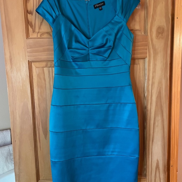 Signature by Sangria Blue Cap Sleeve Dress - Picture 4 of 4